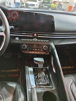 هیوندای ئەلەنترا